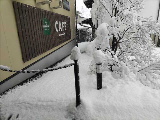 大雪のため鉢石カフェ休業させていただきます。